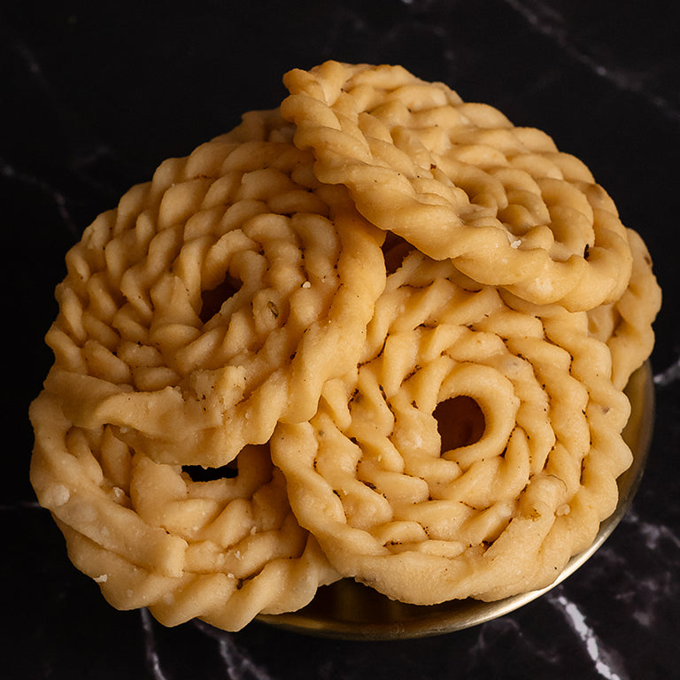 KAI MURUKKU (SUTHU MURUKKU)